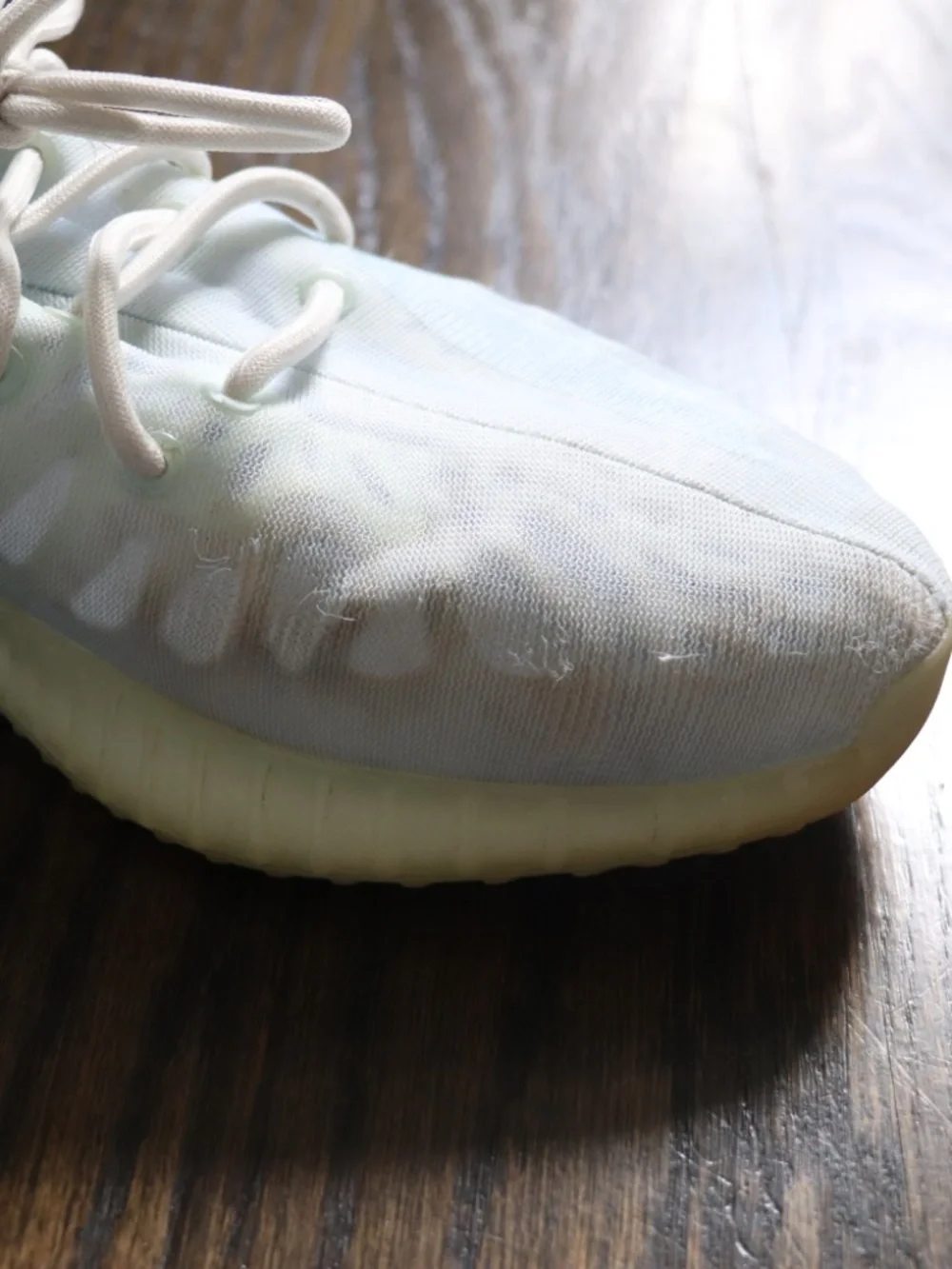 Adidas Yeezy Boost 350 V2 Mono Ice Low Top Athletic Sneaker Size 11 White Blue - Picture 11 of 16